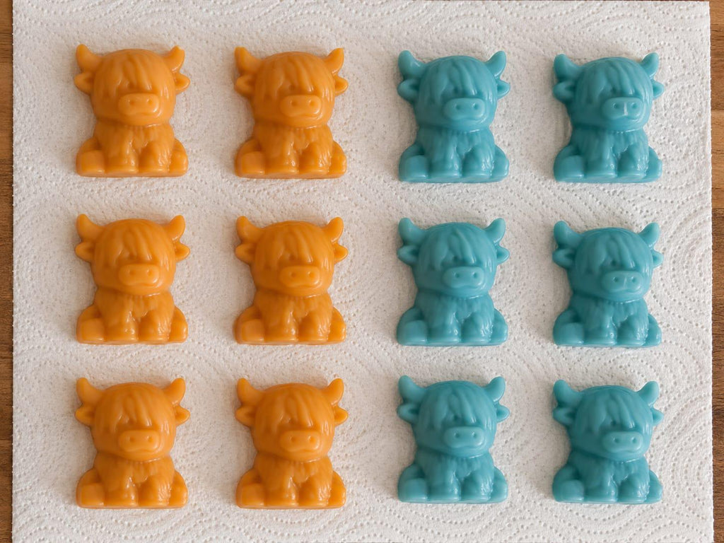 Highland Cow Soy Wax Melt in Lime, Basil & Mandarin Scent