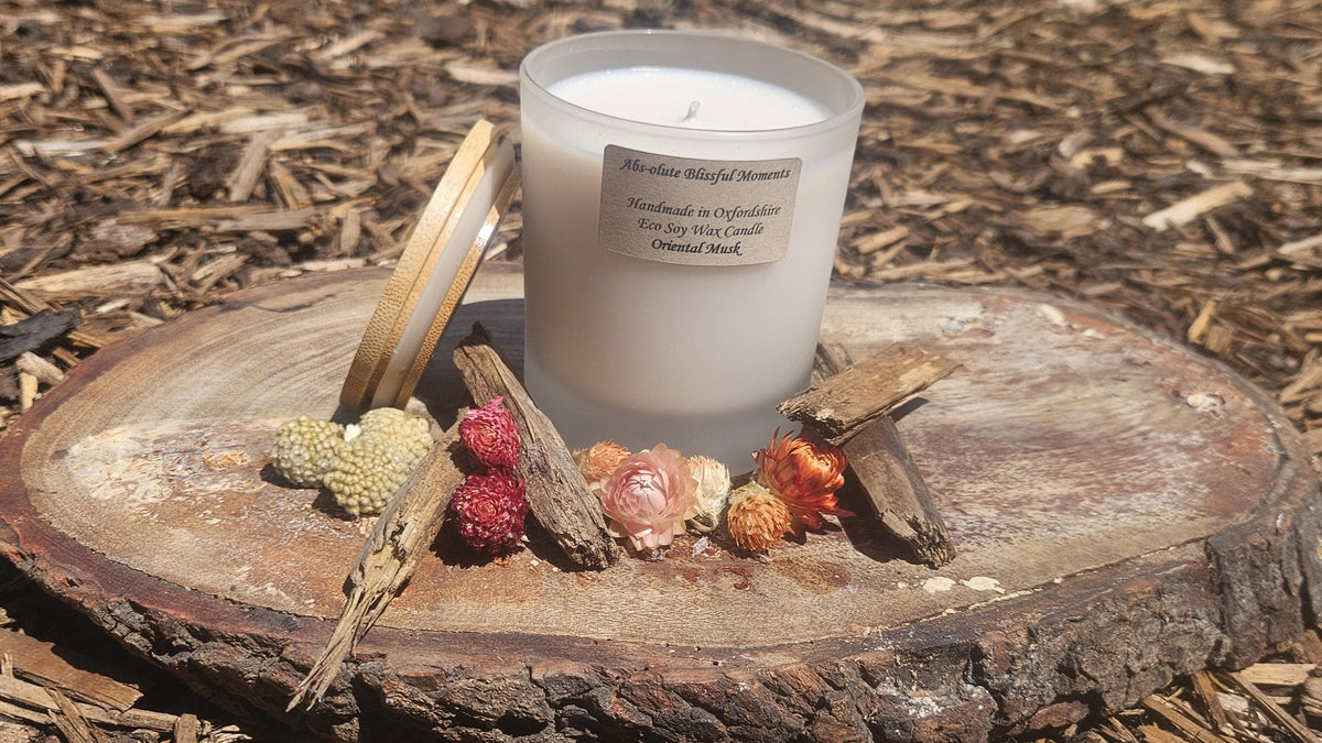 Oriental Musk Scented Soy Wax Candle, Frosted Glass Jar, Bamboo Lid